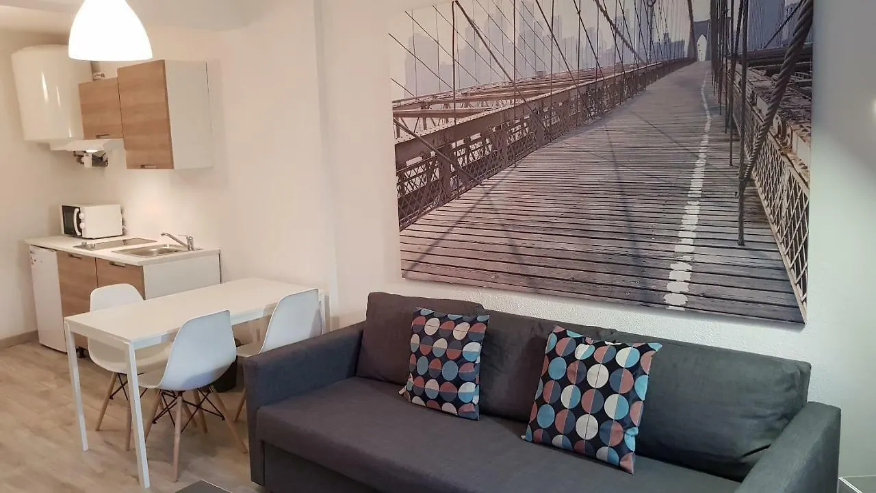 Appartement - Hyper Centre Au Calme Revel  0*, Revel (Haute-Garonne) Francja